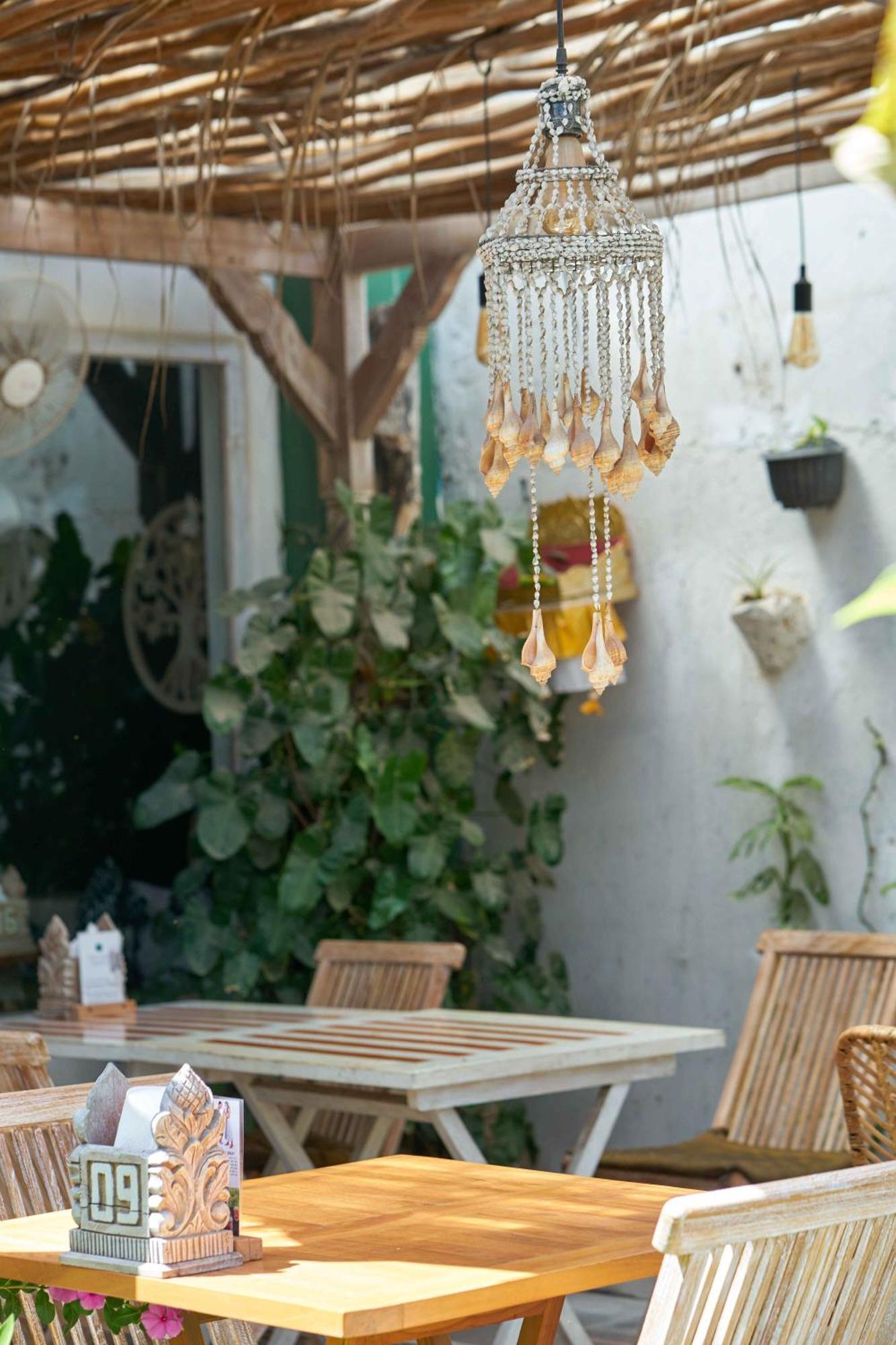 נוסה-למבונגן Isla Indah Retreat Boutique Hotel מראה חיצוני תמונה