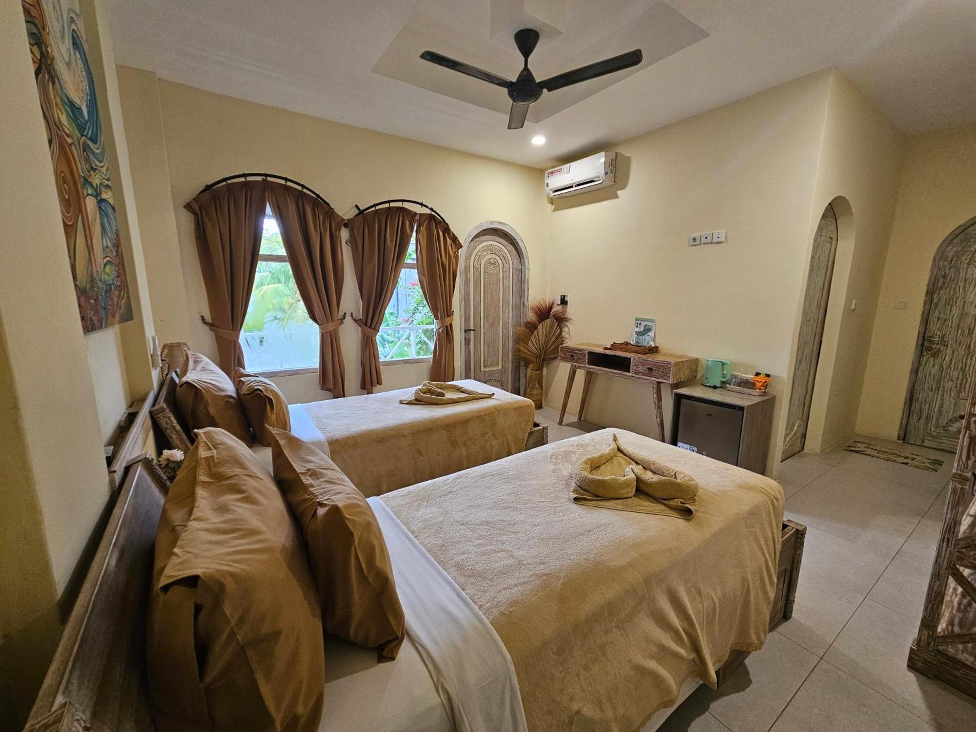 נוסה-למבונגן Isla Indah Retreat Boutique Hotel מראה חיצוני תמונה